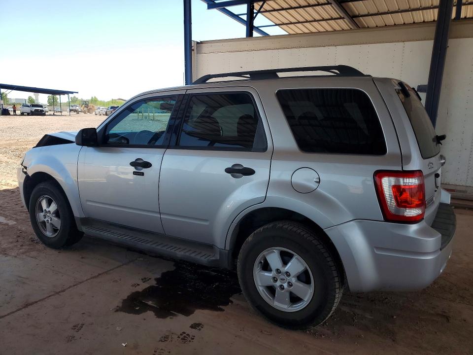 Photo 2 from auction – 2011 FORD ESCAPE with VIN 1FMCU0DG5BKA33555