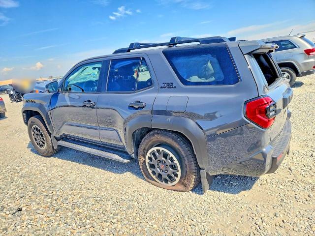 Photo 2 from auction – 2026 TOYOTA 4RUNNER with VIN JTEVA5BR4T5116364
