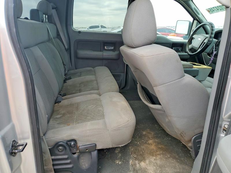 Zdjęcie 10 z aukcji – 2005 FORD F150 z VIN 1FTPW12565FA13786
