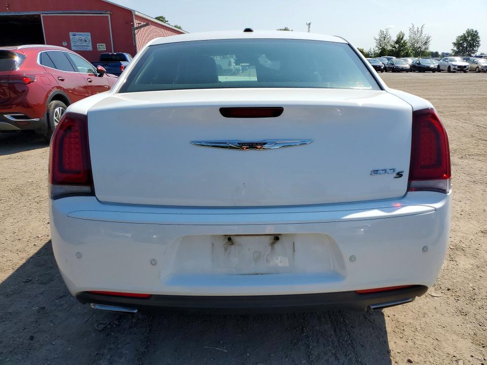 Photo 6 from auction – 2015 CHRYSLER 300 with VIN 2C3CCABG6FH848865
