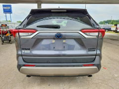 Photo 6 from auction – 2022 TOYOTA RAV4 with VIN JTMD6RFV5ND066941