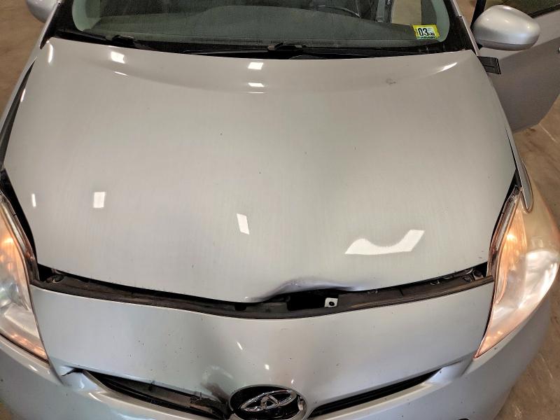 Photo 11 from auction – 2013 TOYOTA PRIUS with VIN JTDKN3DU5D0354210