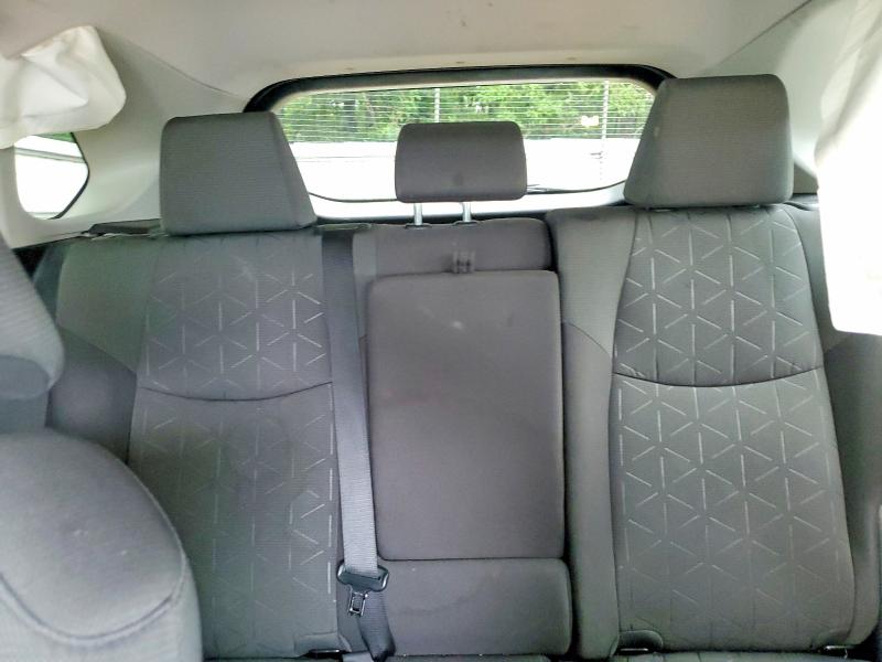 Photo 10 from auction – 2022 TOYOTA RAV4 with VIN 2T3W1RFV9NW205768