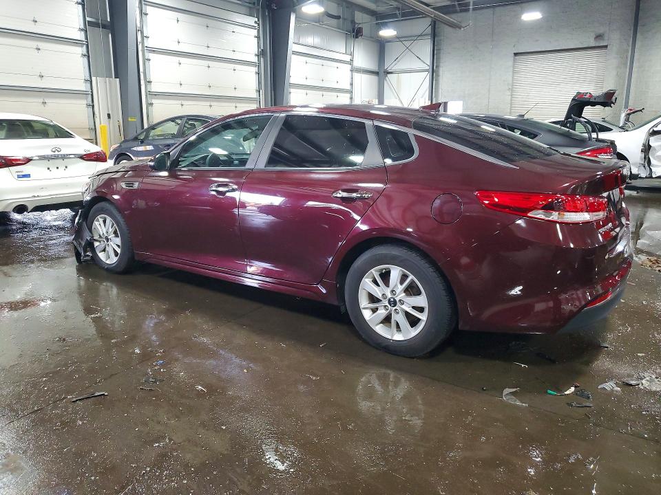 Photo 2 from auction – 2016 KIA OPTIMA with VIN 5XXGT4L32GG098282