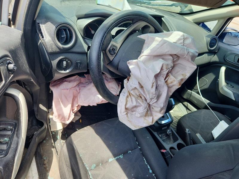 Zdjęcie 8 z aukcji – 2013 FORD FIESTA z VIN 3FADP4EJ2DM150545