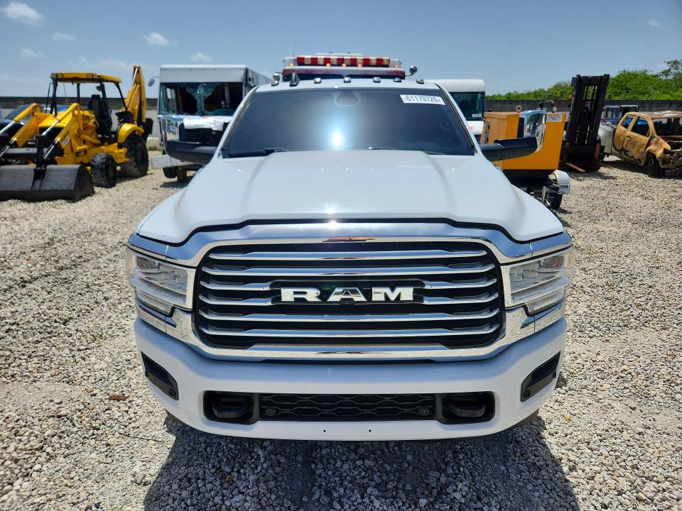Photo 5 from auction – 2022 RAM 3500 with VIN 3C63RRNL8NG135215