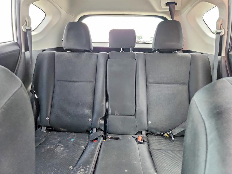 Photo 10 from auction – 2018 TOYOTA RAV4 with VIN 2T3BFREV0JW748941