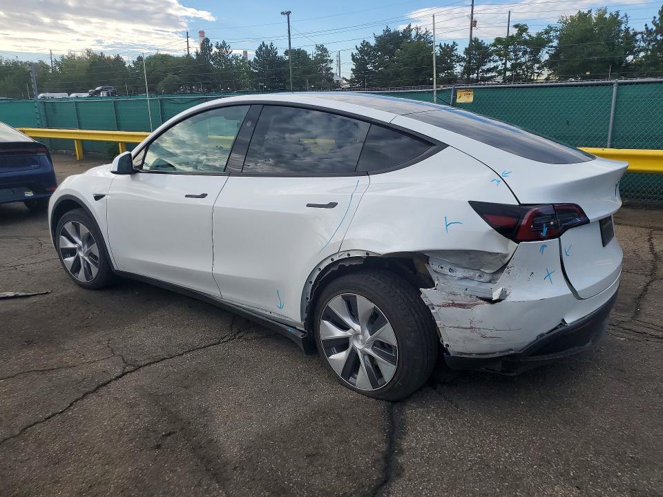 Photo 2 from auction – 2023 TESLA MODEL Y with VIN 7SAYGDEE5PF799444