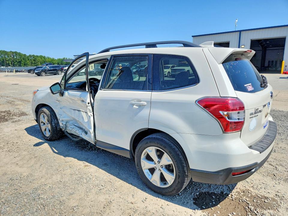 Photo 2 from auction – 2016 SUBARU FORESTER with VIN JF2SJAHC2GH503763