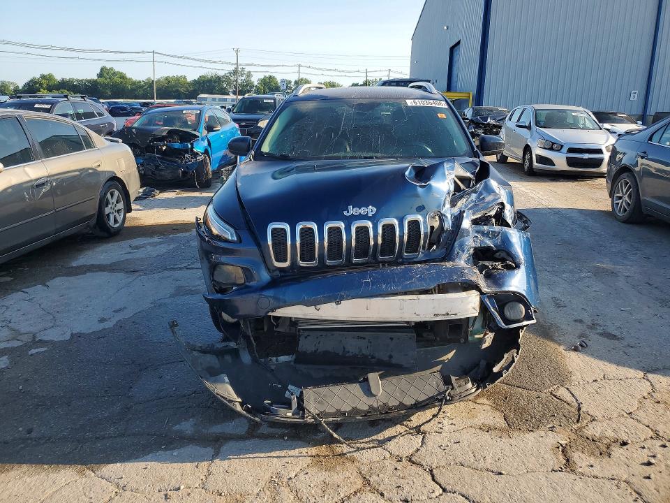 Photo 5 from auction – 2018 JEEP CHEROKEE with VIN 1C4PJLLB3JD584284