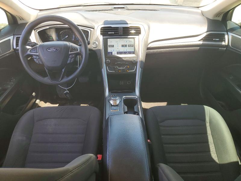 Photo 8 from auction – 2020 FORD FUSION with VIN 3FA6P0LU1LR170883