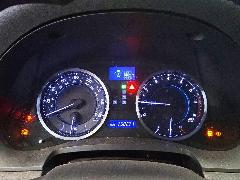 Photo 9 from auction – 2012 LEXUS IS with VIN JTHBF5C22C5163210