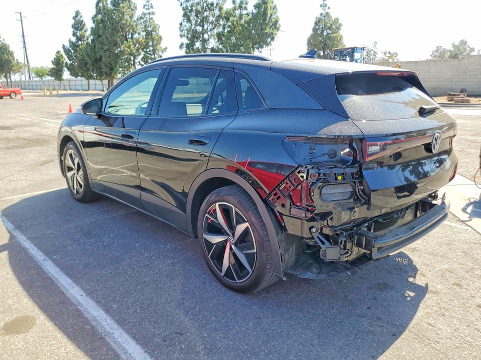 Photo 2 from auction – 2023 VOLKSWAGEN ID.4 with VIN 1V2VMPE86PC015076