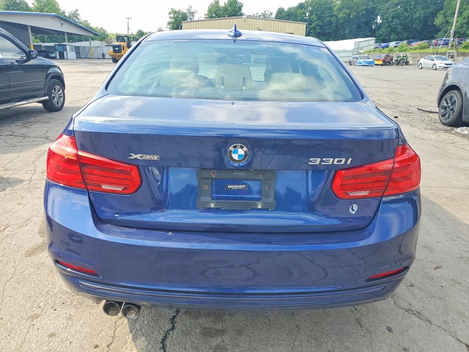 Photo 6 from auction – 2018 BMW 330 with VIN WBA8D9C58JEM32467