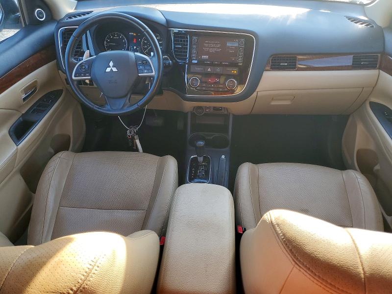 Photo 8 from auction – 2014 MITSUBISHI OUTLANDER with VIN JA4JZ4AX0EZ001594