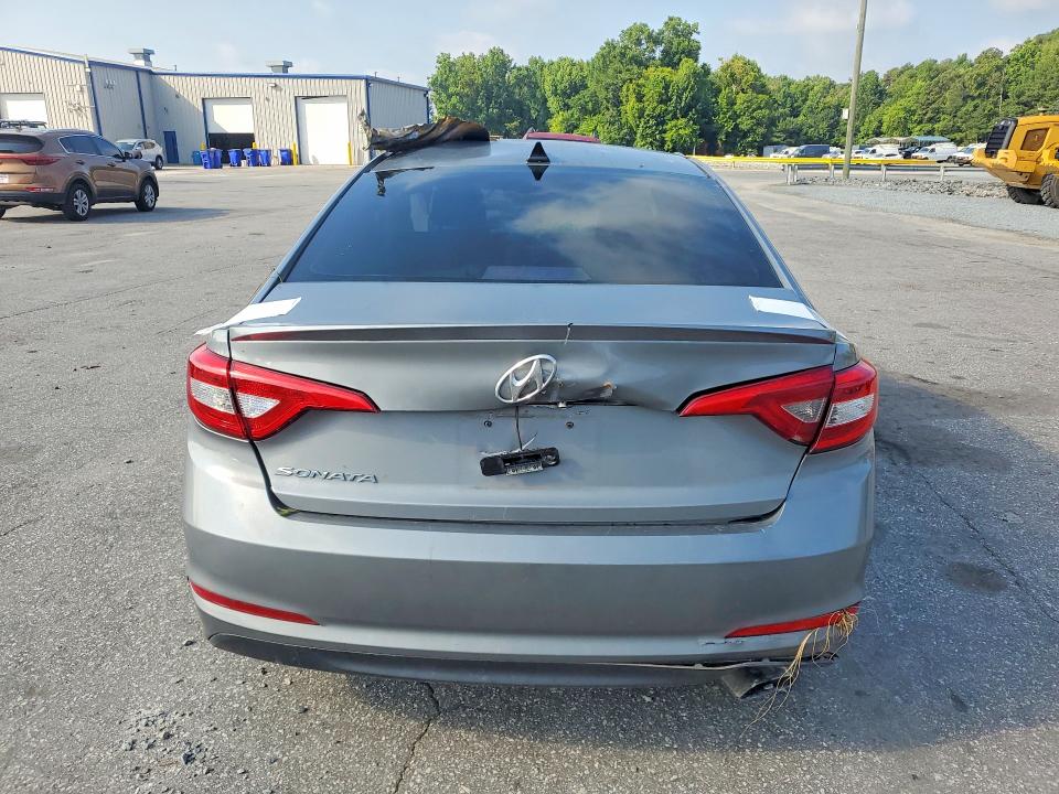Photo 6 from auction – 2017 HYUNDAI SONATA with VIN 5NPE24AF4HH575016