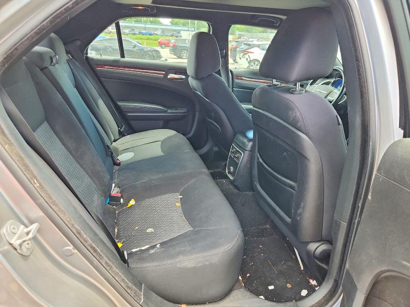 Photo 10 from auction – 2014 CHRYSLER 300 with VIN 2C3CCAAG6EH375923