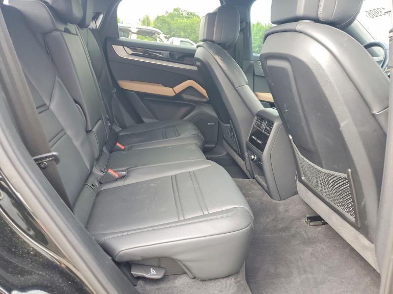 Photo 10 from auction – 2024 PORSCHE CAYENNE with VIN WP1BA2AY0RDA49046