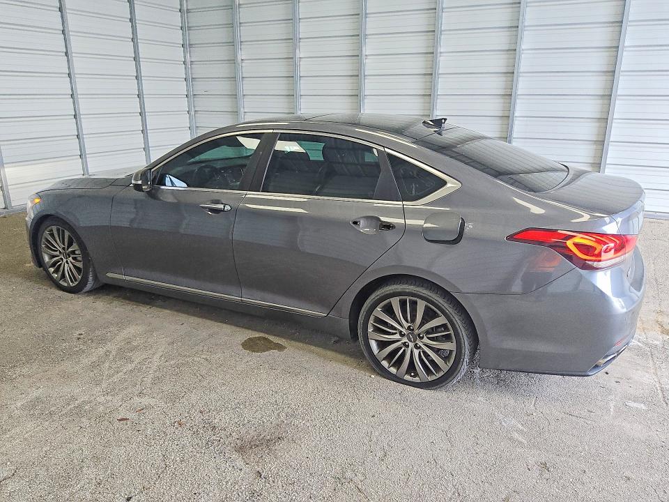 Photo 2 from auction – 2015 HYUNDAI GENESIS with VIN KMHGN4JF1FU062207