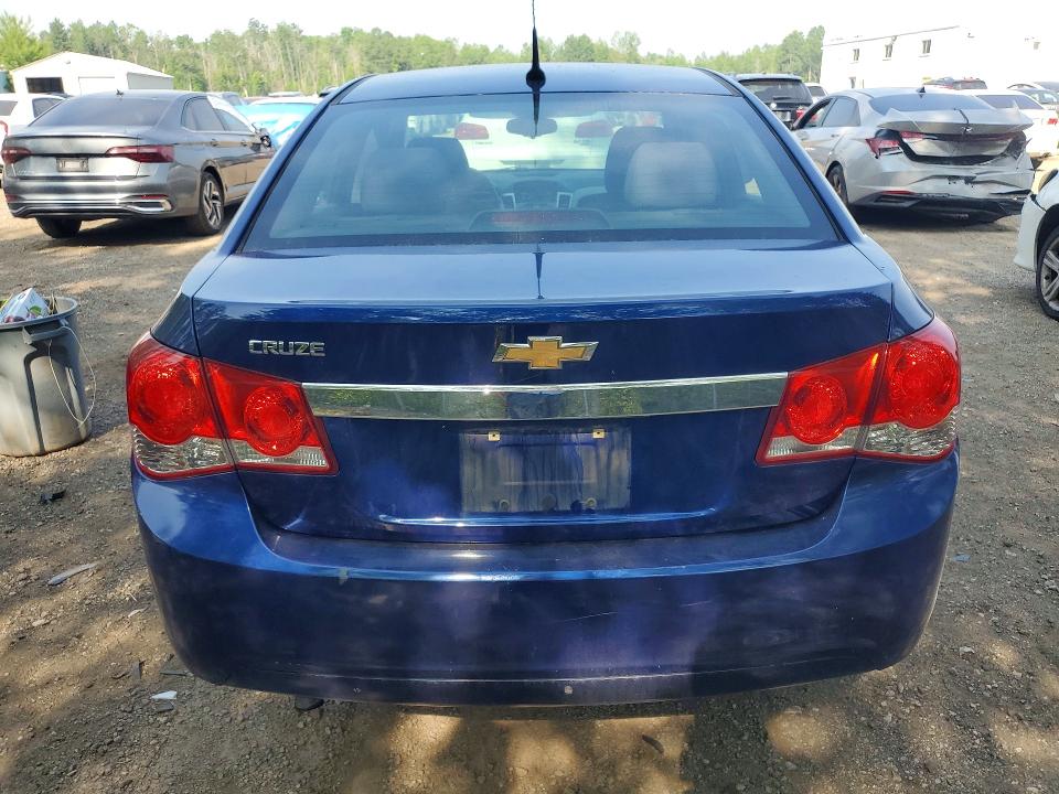 Photo 6 from auction – 2013 CHEVROLET CRUZE with VIN 1G1PL5SH2D7267930