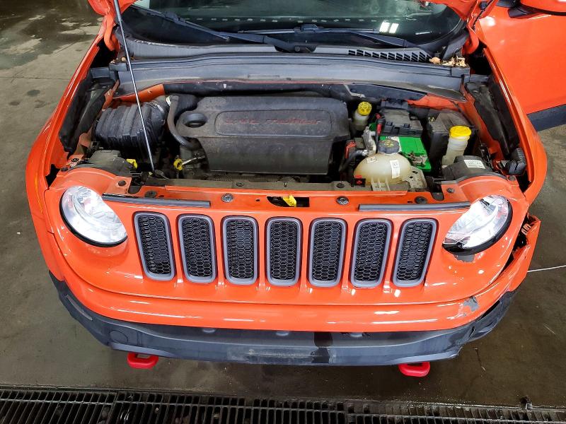 Photo 12 from auction – 2015 JEEP RENEGADE with VIN ZACCJBCT0FPB75539