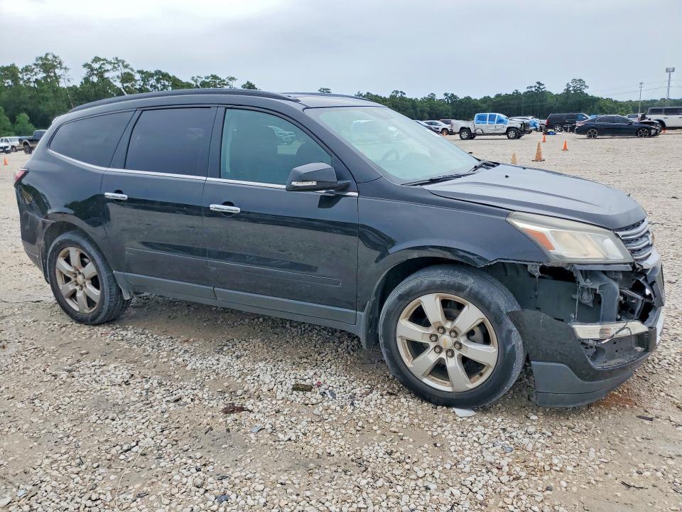 Photo 4 from auction – 2016 CHEVROLET TRAVERSE with VIN 1GNKVGKD4GJ313051