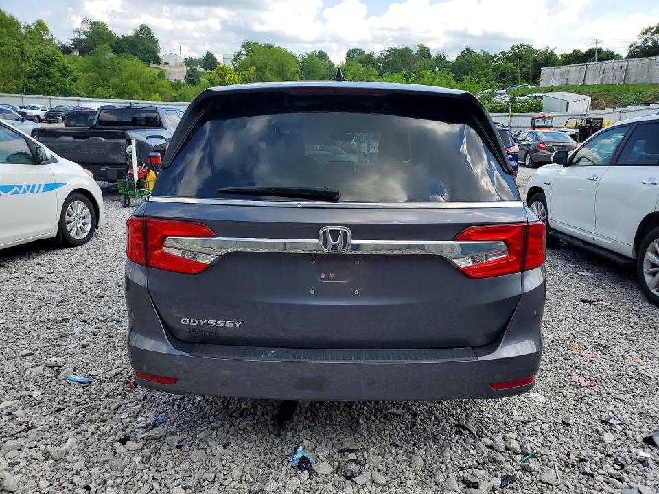 Photo 6 from auction – 2018 HONDA ODYSSEY with VIN 5FNRL6H77JB022566