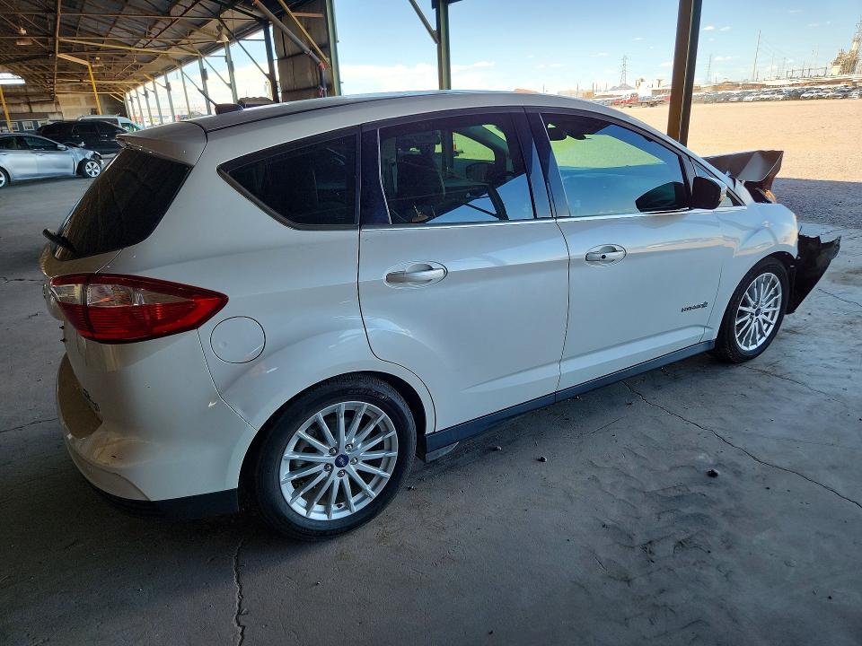 Photo 3 from auction – 2015 FORD C-MAX with VIN 1FADP5BU1FL109638