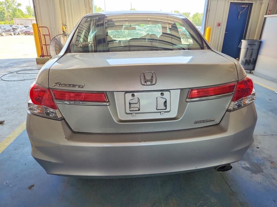 Photo 6 from auction – 2012 HONDA ACCORD with VIN 1HGCP2F66CA072241