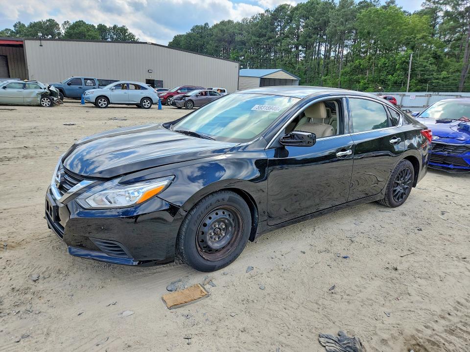 NISSAN ALTIMA 2017 with VIN 1N4AL3APXHC110840 - Photo from auction