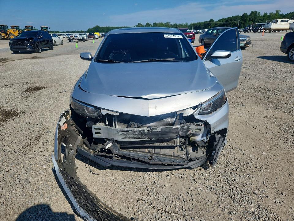 Photo 5 from auction – 2018 CHEVROLET MALIBU with VIN 1G1ZD5ST8JF124637