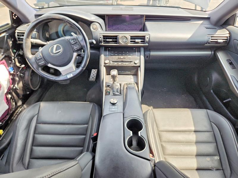 Photo 8 from auction – 2017 LEXUS IS with VIN JTHCM1D2XH5023835