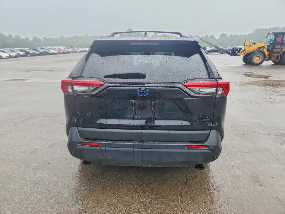 Photo 6 from auction – 2024 TOYOTA RAV4 with VIN 2T3B6RFV3RW082040