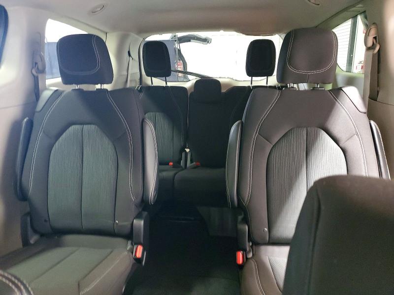 Photo 10 from auction – 2022 CHRYSLER VOYAGER with VIN 2C4RC1CG2NR158138