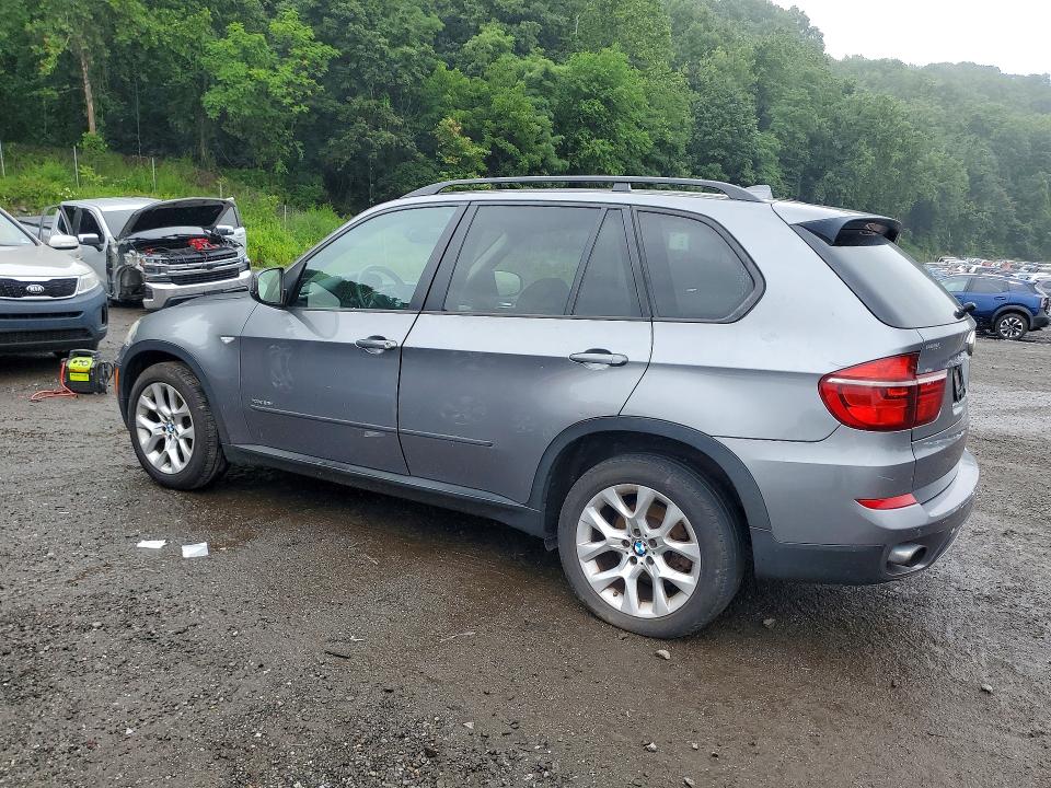 Фото 2 с аукциона – 2011 BMW X5 с VIN 5UXZV4C54BL412851