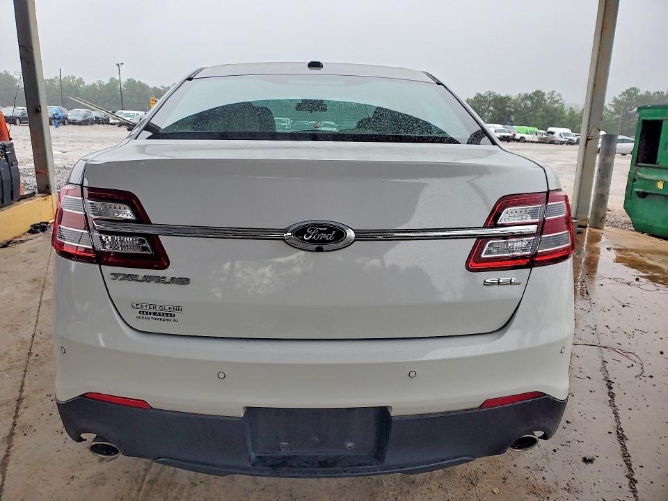 Foto 6 de la subasta – 2019 FORD TAURUS con VIN 1FAHP2E85KG115315