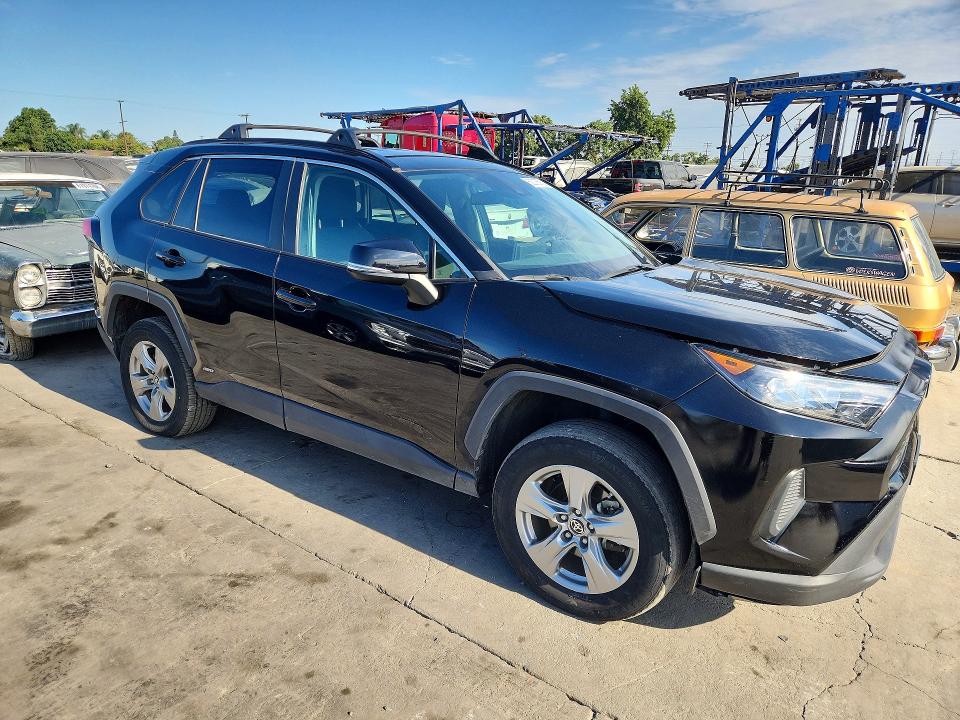Photo 4 from auction – 2024 TOYOTA RAV4 with VIN 4T3MWRFV4RU154162