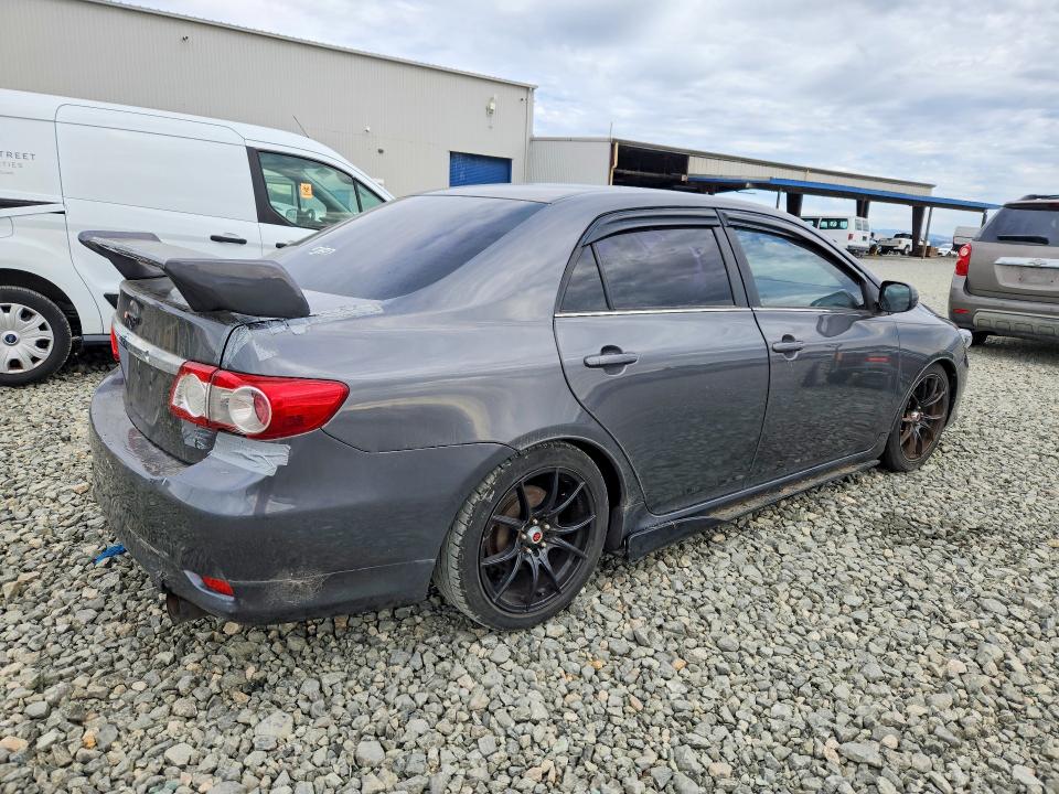 Photo 3 from auction – 2013 TOYOTA COROLLA with VIN JTDBU4EE0DJ112256