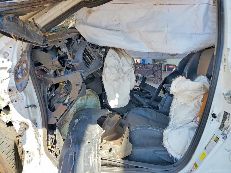 Photo 7 from auction – 2015 TOYOTA COROLLA with VIN 5YFBURHE5FP351826