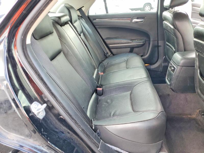 Photo 10 from auction – 2018 CHRYSLER 300 with VIN 2C3CCAKGXJH211437