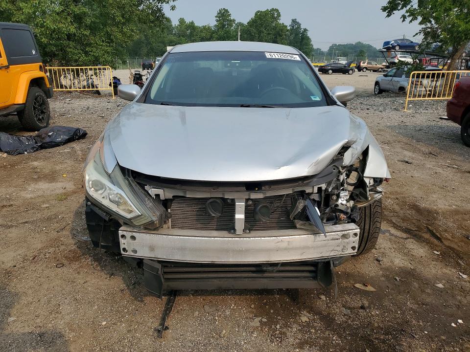 Photo 5 from auction – 2017 NISSAN ALTIMA with VIN 1N4AL3AP4HC109019