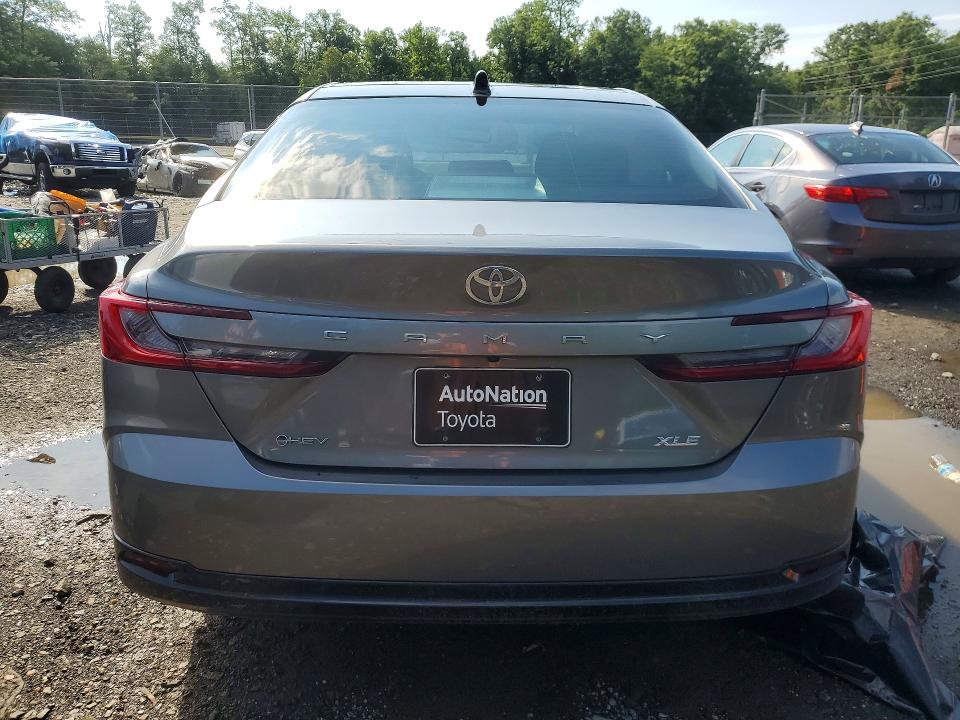 Photo 6 from auction – 2026 TOYOTA CAMRY with VIN 4T1DAACK5TU270979