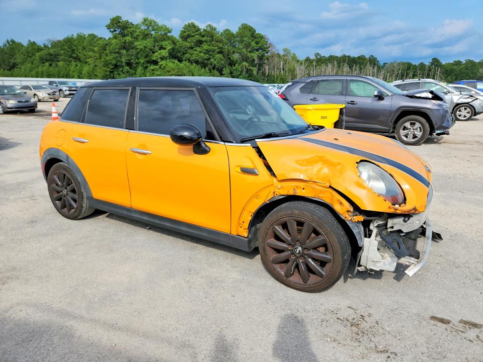 Photo 4 from auction – 2015 MINI COOPER with VIN WMWXS5C59FT832583