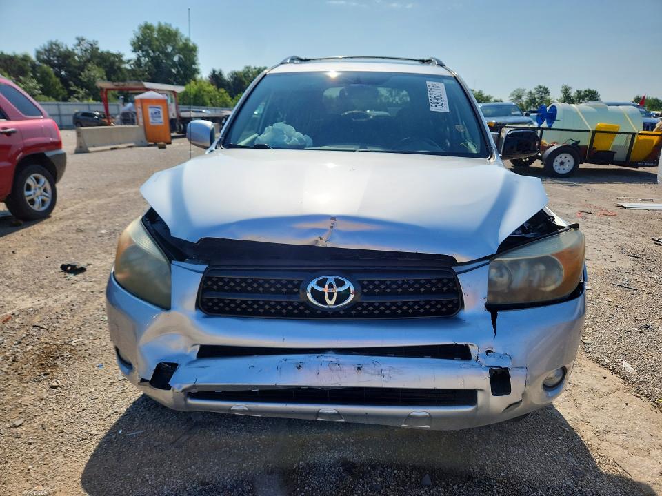 Photo 5 from auction – 2006 TOYOTA RAV4 with VIN JTMBD32V766016483