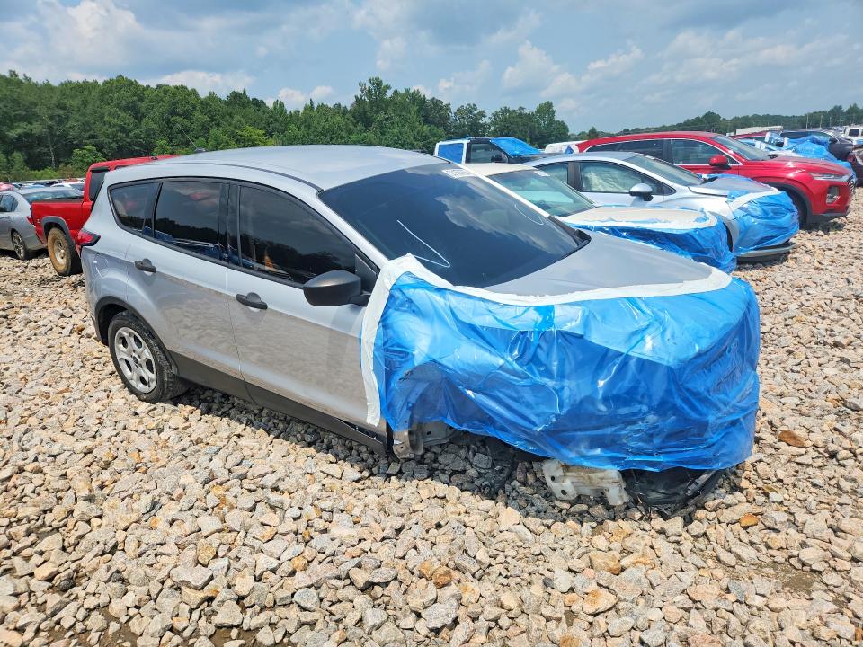 Photo 4 from auction – 2019 FORD ESCAPE with VIN 1FMCU0F78KUA87949