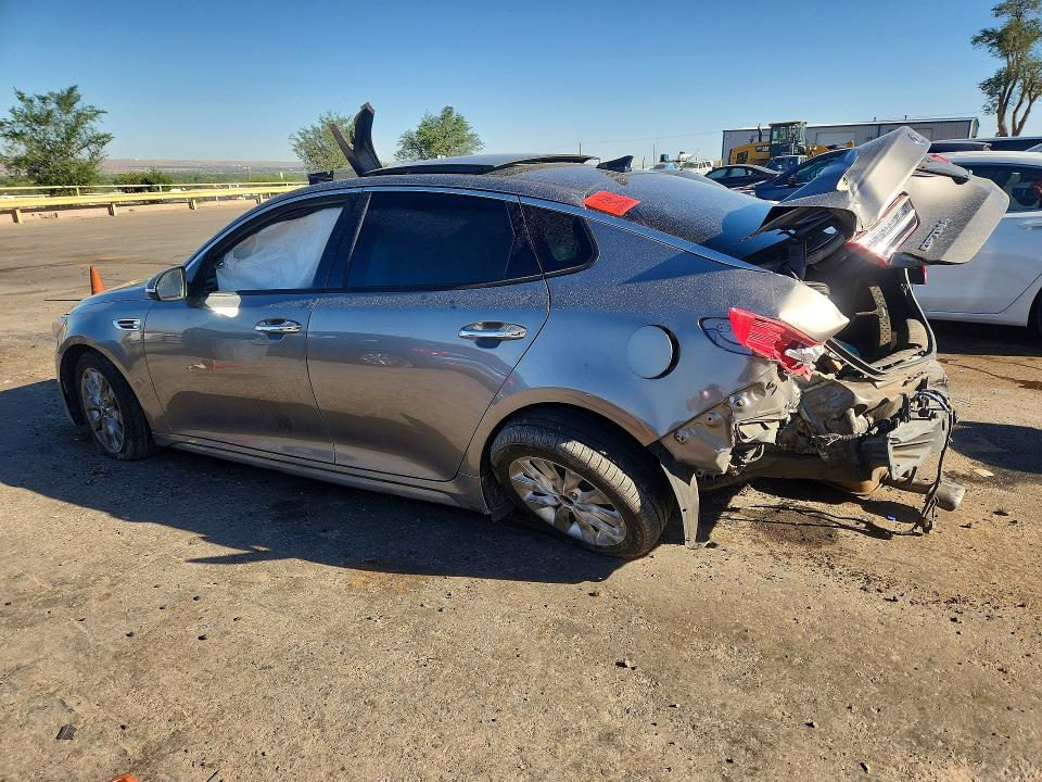 Foto 2 de la subasta – 2018 KIA OPTIMA con VIN 5XXGU4L30JG199938