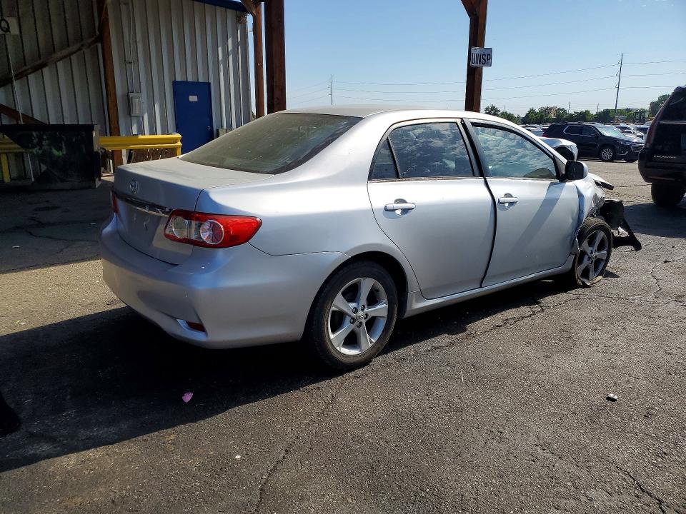 Photo 3 from auction – 2013 TOYOTA COROLLA with VIN 5YFBU4EE6DP219128