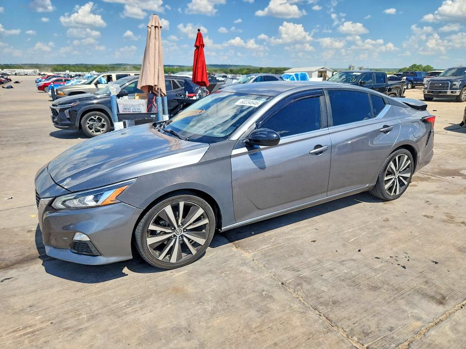 NISSAN ALTIMA 2019 with VIN 1N4BL4CV6KC112842 - Photo from auction