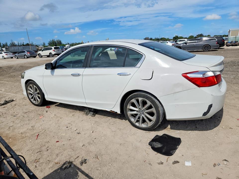 Photo 2 from auction – 2014 HONDA ACCORD with VIN 1HGCR2F52EA235004