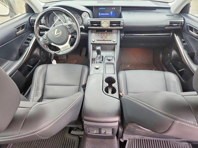 Photo 8 from auction – 2020 LEXUS IS with VIN JTHA81F24L5041443